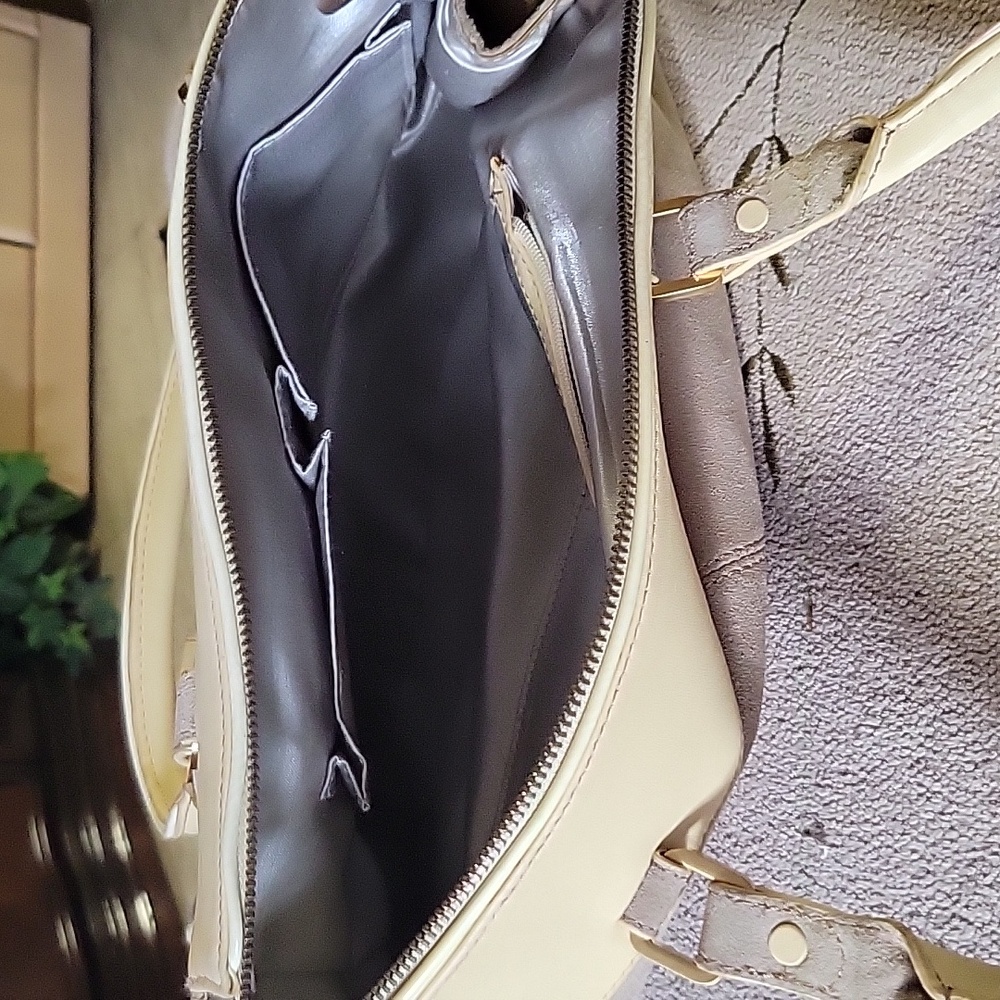 Handbag purse - Picture 4 of 4
